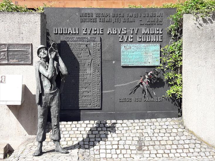 2017.06.16 - Gdańsk - 28 - Pomnik Poległych Stoczniowców 1970.jpg